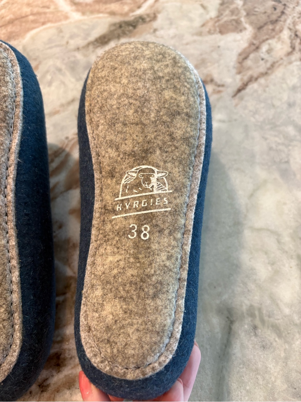 Kyrgies Classic Navy Wool Side Slipper Shows Womens Size 38 Handcrafted — image 6 of 8